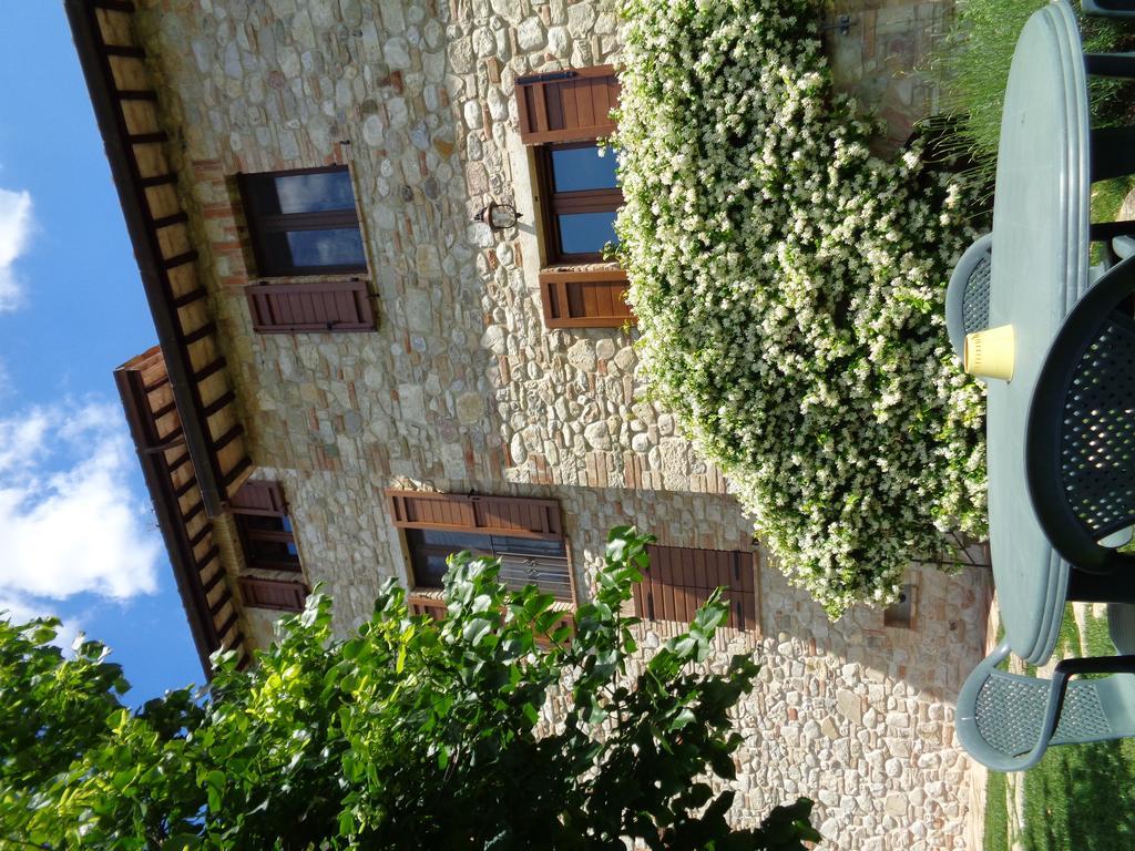 Agriturismo La Torraccia Todi Eksteriør bilde