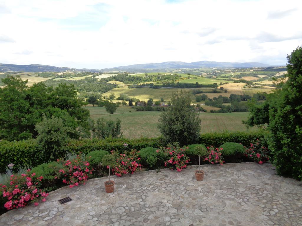 Agriturismo La Torraccia Todi Eksteriør bilde
